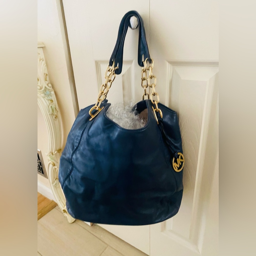 Michale Kors navy blue leather bag